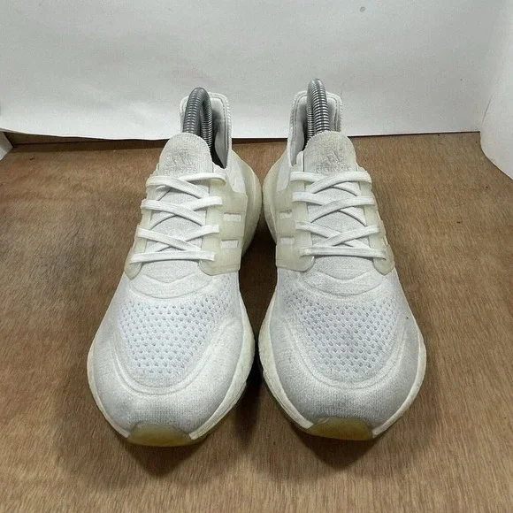 Adidas Ultraboost 21 Primeknit White Cream Womens Size 6 Running Shoes FX7730 - Picture 2 of 9